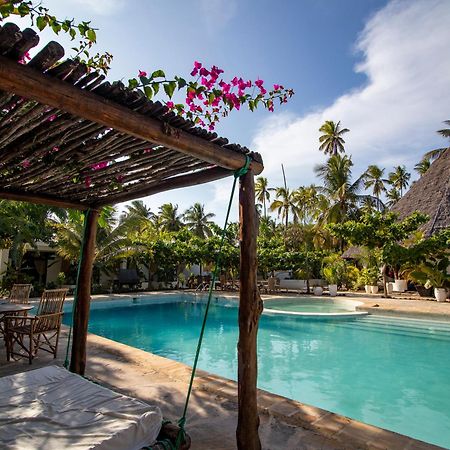 Tropical Boutique Hotel & Resto ปิงเว ภายนอก รูปภาพ